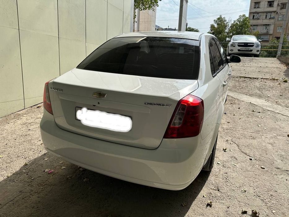 Продается Lacetti 1.8  Chevrolet