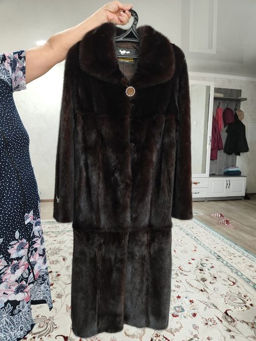 Продам норковую шубу