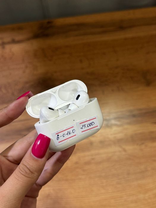 AirPods pro 2 в хорошем состоянии