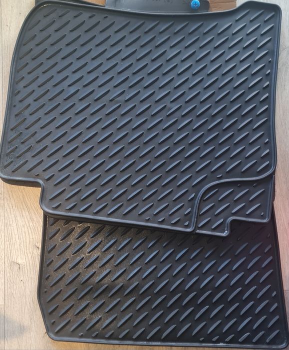 Гумени стелки за Фолксваген Туарег Tuareg