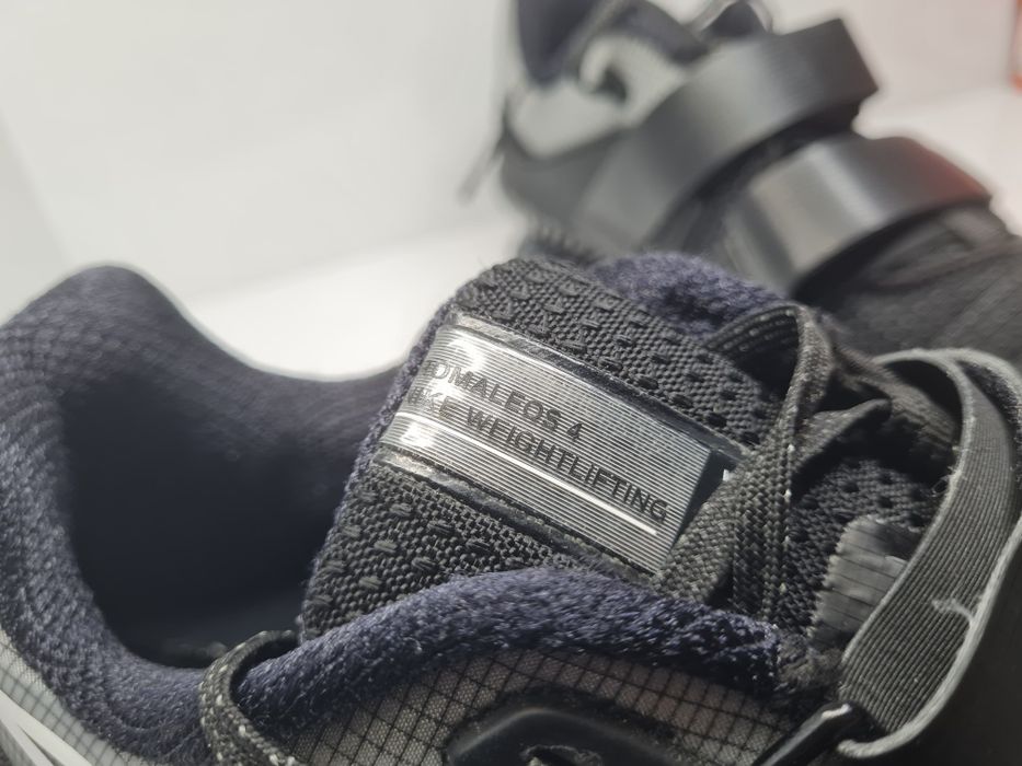 Шангети Nike Romaleos 4

Чисто нови с кутия. 

Размер 45 стелка 29 см.