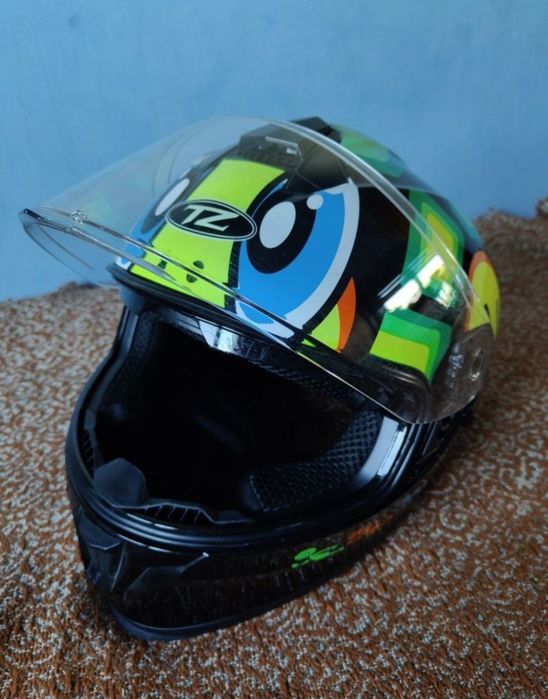 Мотоциклетный шлем