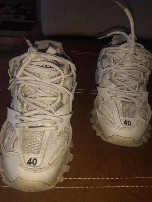 Balenciaga Trach