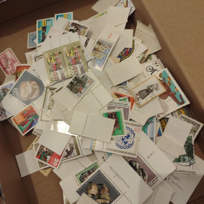 Oferta 750 de timbre la 50 lei