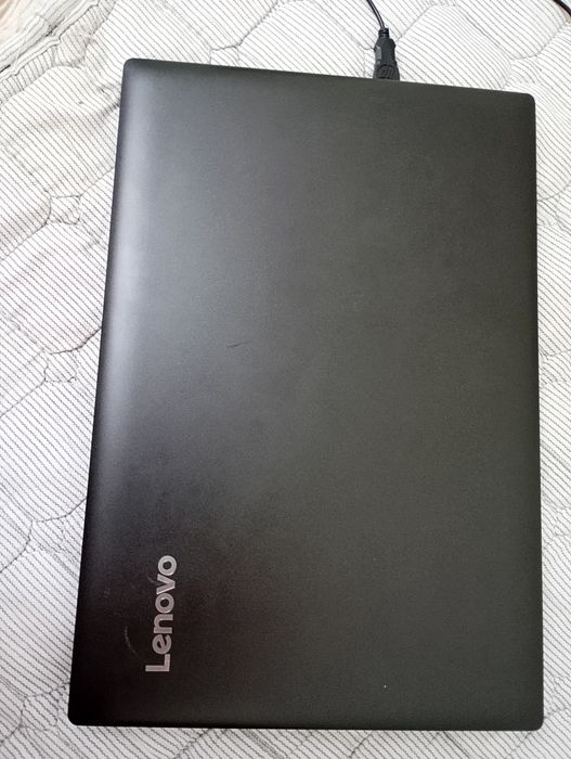 Продается ноутбук Леново