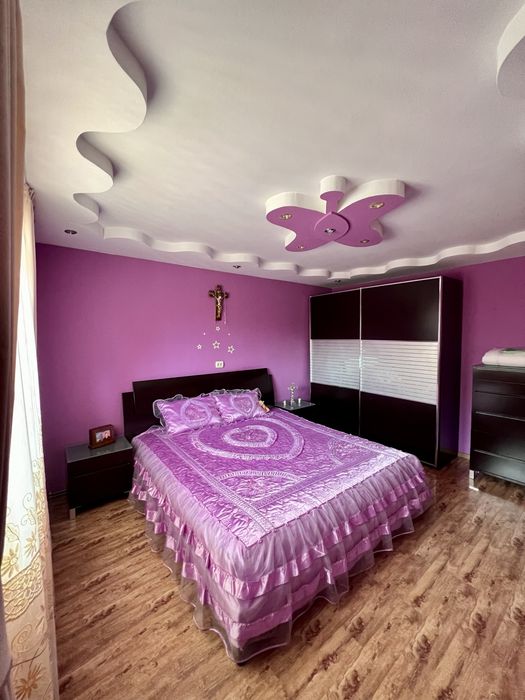 Vilă P+1+M în Săucești