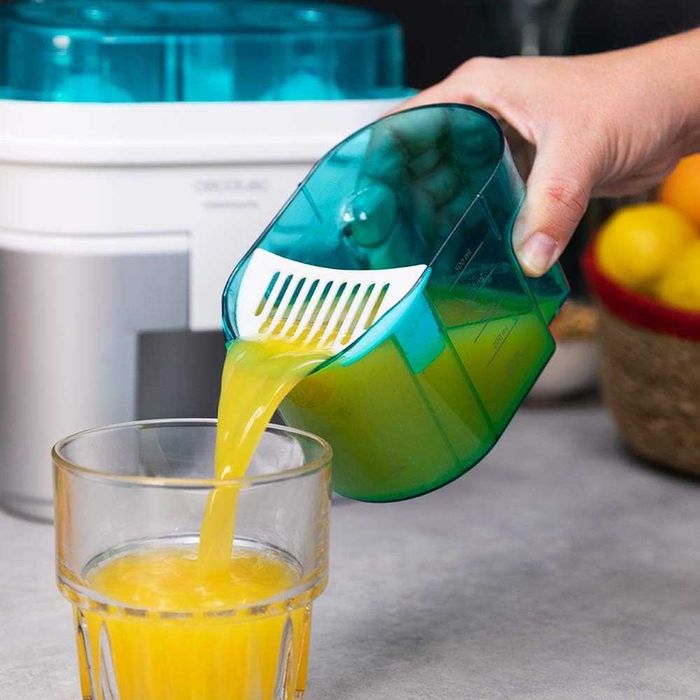 Двойна сокоизтисквачка за цитруси Cecotec, 500 мл резервоар, 90W