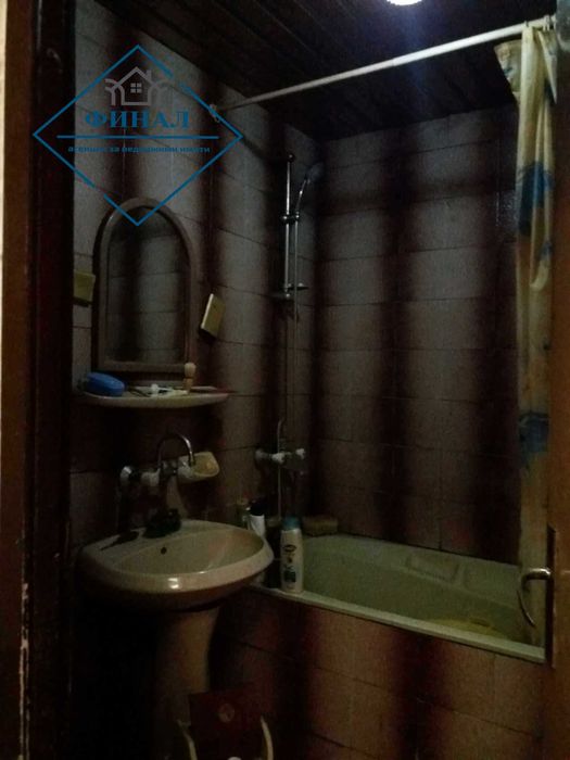 Продава се Двустаен апартамент в Шумен, Боян Българанов 2 - 62 кв.м за 1152 €/кв.м - Снимка #3