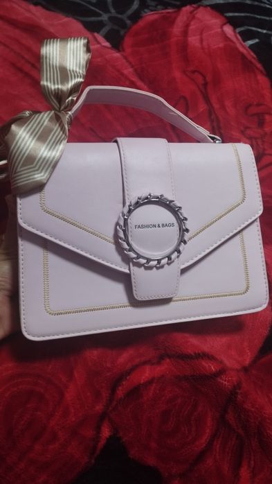 Ayol va qizlar uchun sumkalar