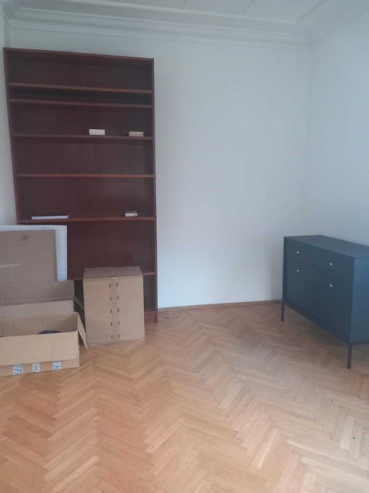 Продава се Тристаен апартамент в София, Център - 92 кв.м за 6087 €/кв.м - Снимка #6