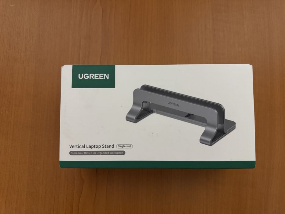 Suport vertical laptop Ugreen din aluminiu - Single Slot