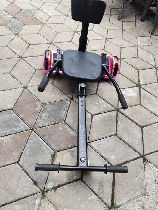 Havebord roz cu lumini și bluetoow