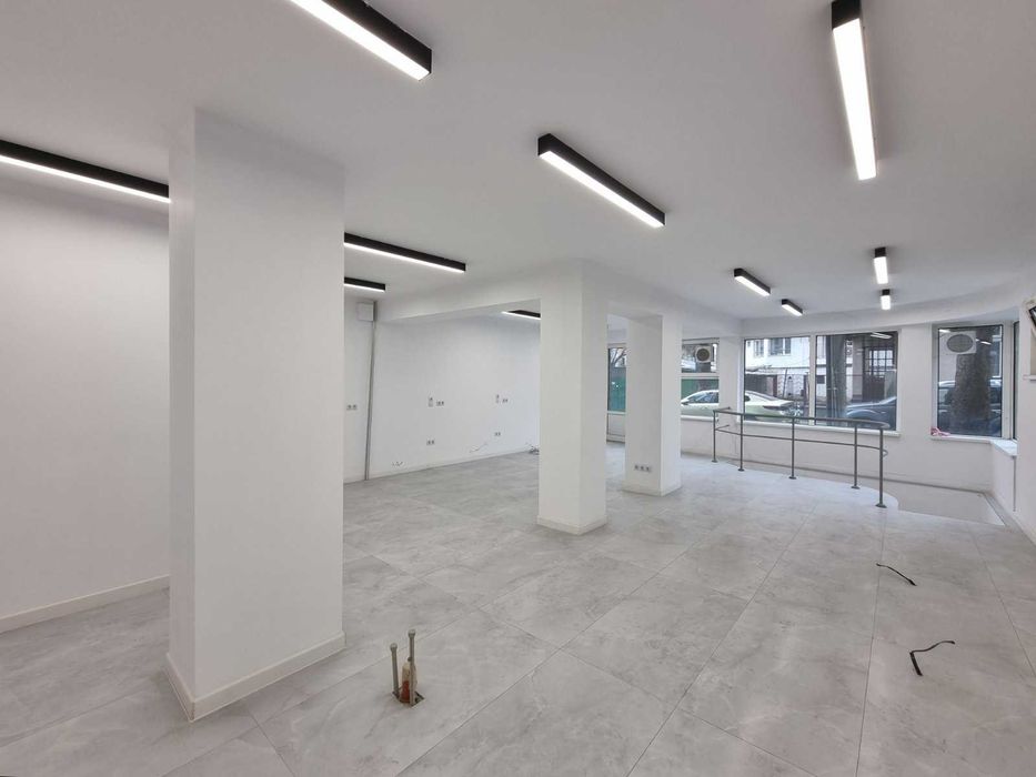 Продава се Магазин в София, Лозенец - 112 кв.м за 2009 €/кв.м - Снимка #1