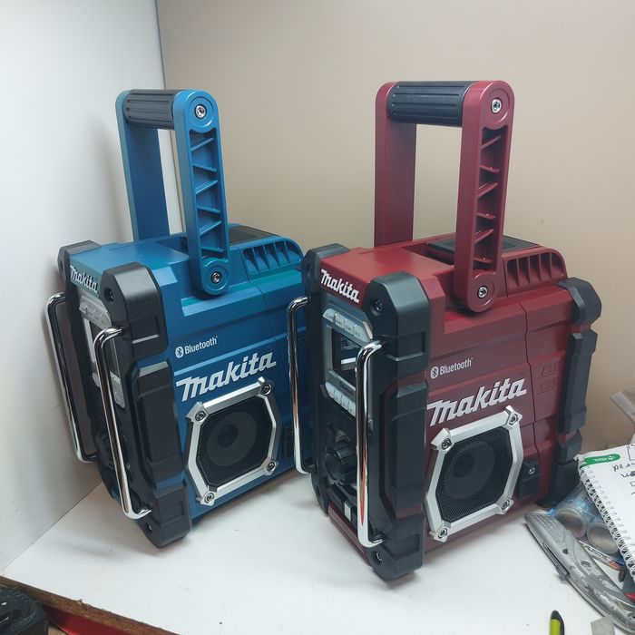 Блутут радио Makita DMR108AR