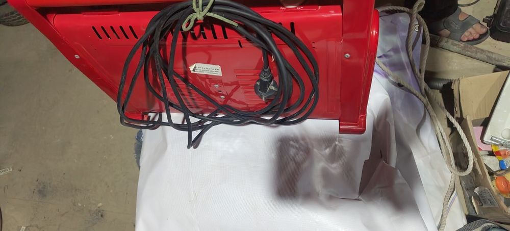 Электропечь  продается