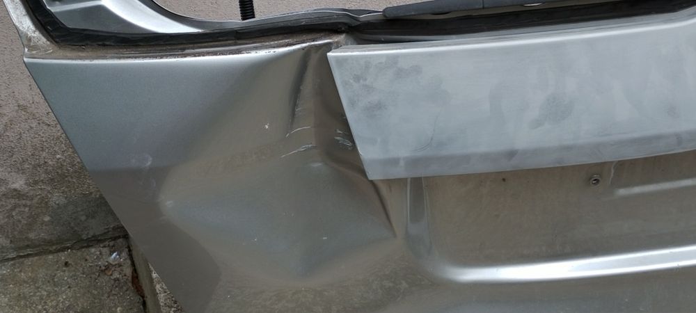 Врата багажник Хонда джаз