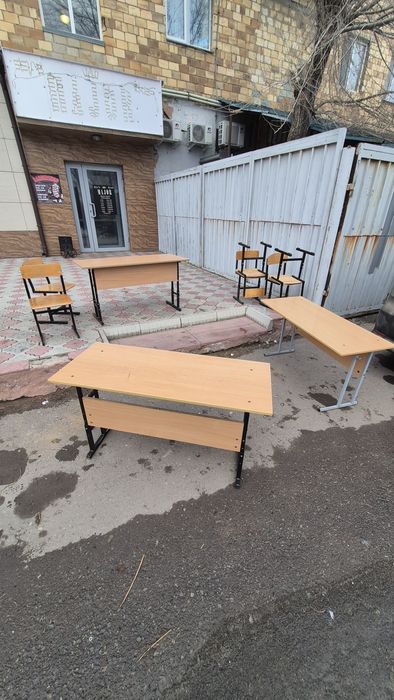 Продам парты и стулья