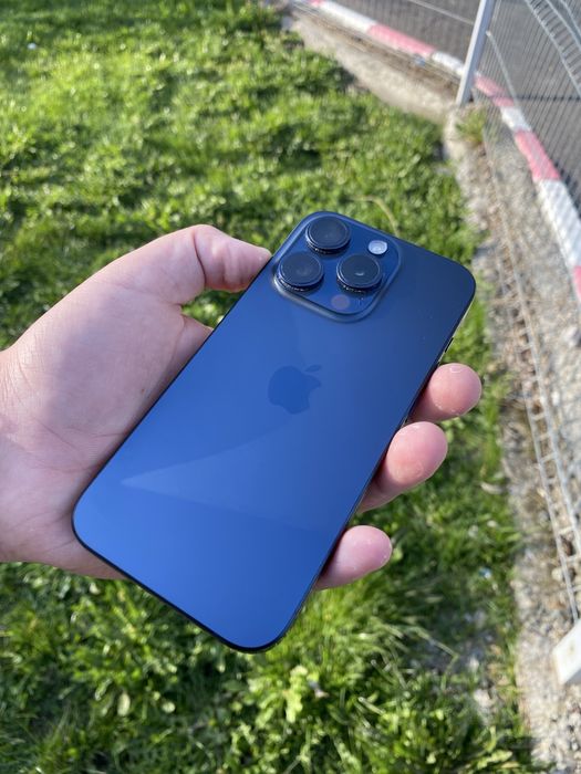 Vand iphone 15 pro 128gb