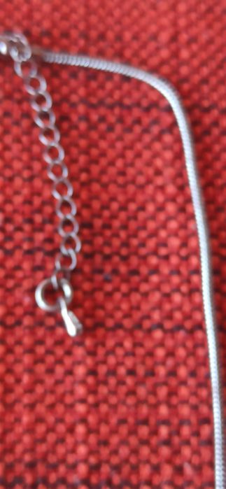 седефено колие с дължина 44 см- цена 60 лв и метално сърце- 20 лв.