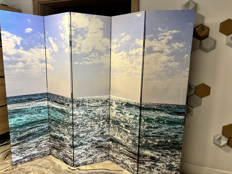 Paravan suprafata marii