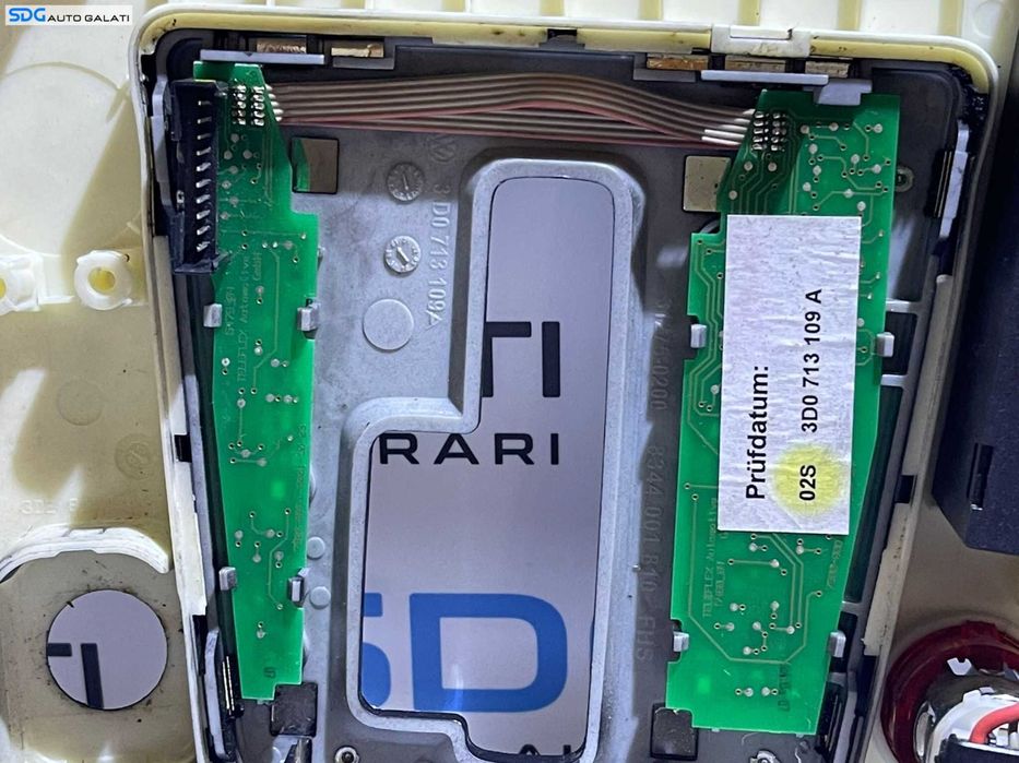 Rama Trim Consola Centrala Ornament Selector Timonerie Maneta Schimbator Viteze Volkswagen Phaeton 2002 - 2010 Cod 3D0864533 3D0863243J 3D0713109A 3D0713109A