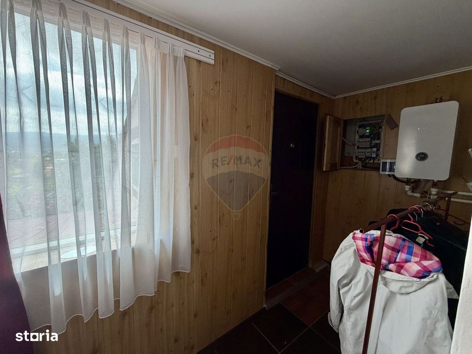 Casă cu teren si demisol In Tifesti
