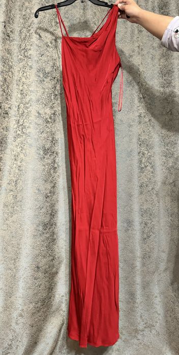 Платье Zara атласное