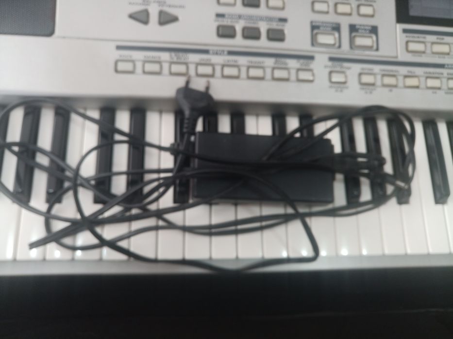 Orgă Roland EXR-7