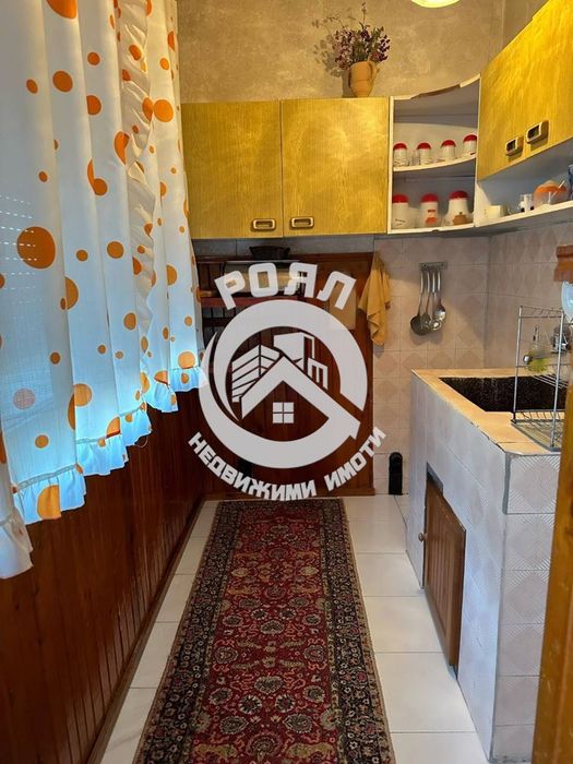 Продава се Многостаен апартамент в Пловдив, Изгрев - 96 кв.м за 896 €/кв.м - Снимка #3