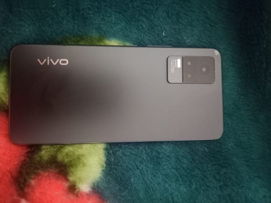 Продам vivo v21e