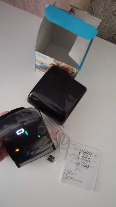 Продам тонометр электрический