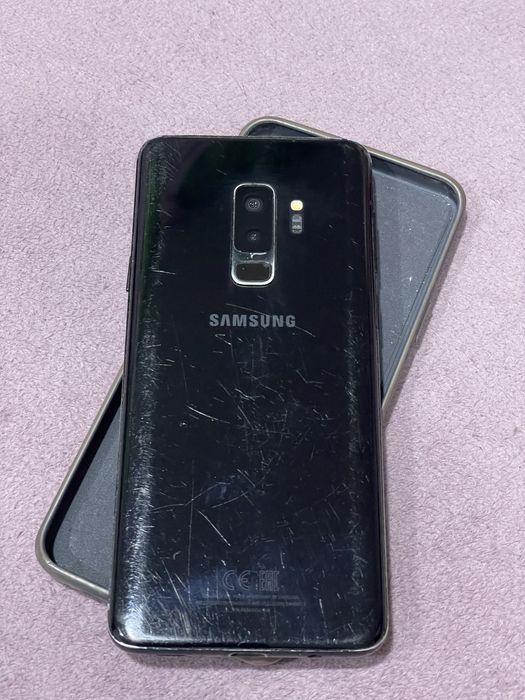 Продам самсунг s9+