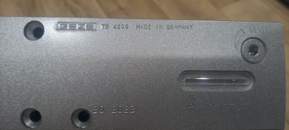 Доводчики дверные