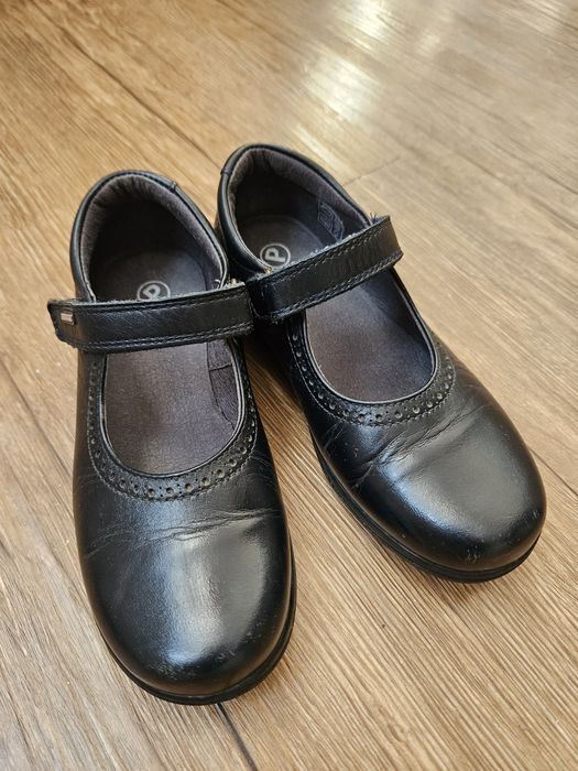 Кожаные кросовки 32 рр (Испания)