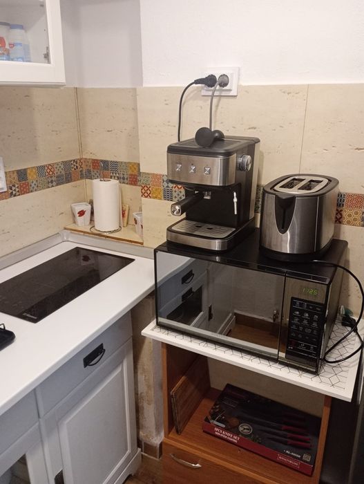Proprietar,  vând 2 apartamente în zona centrala