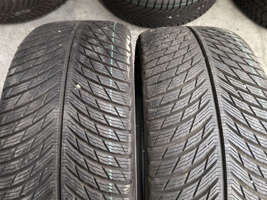 Vand 2 anvelope 245/45/18 michelin de iarnă ca noi