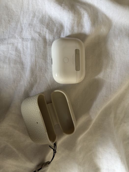 Apple AirPods Pro 2
