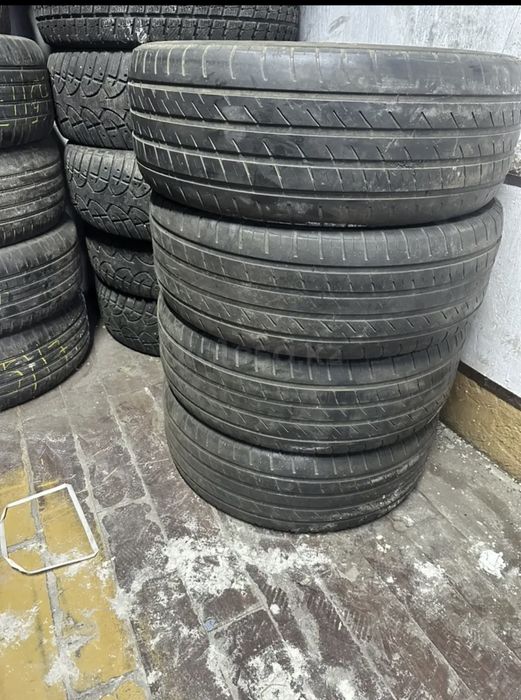 Продам шины 245/55/19