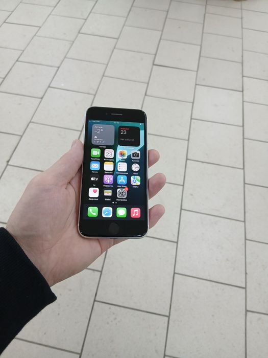 Продам айфон Apple Se