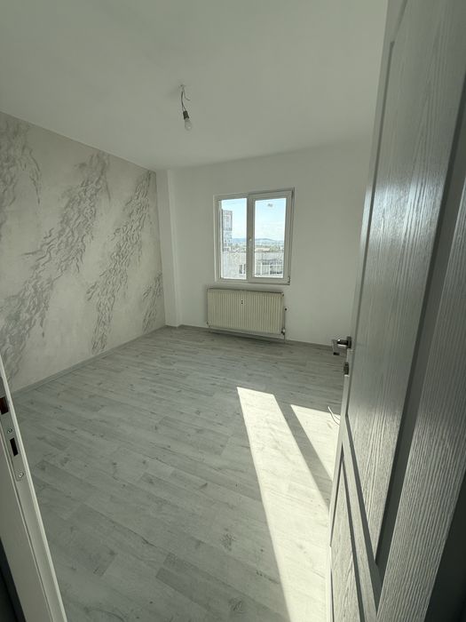 Apartament 3 camere renovat se accepta schimburi
