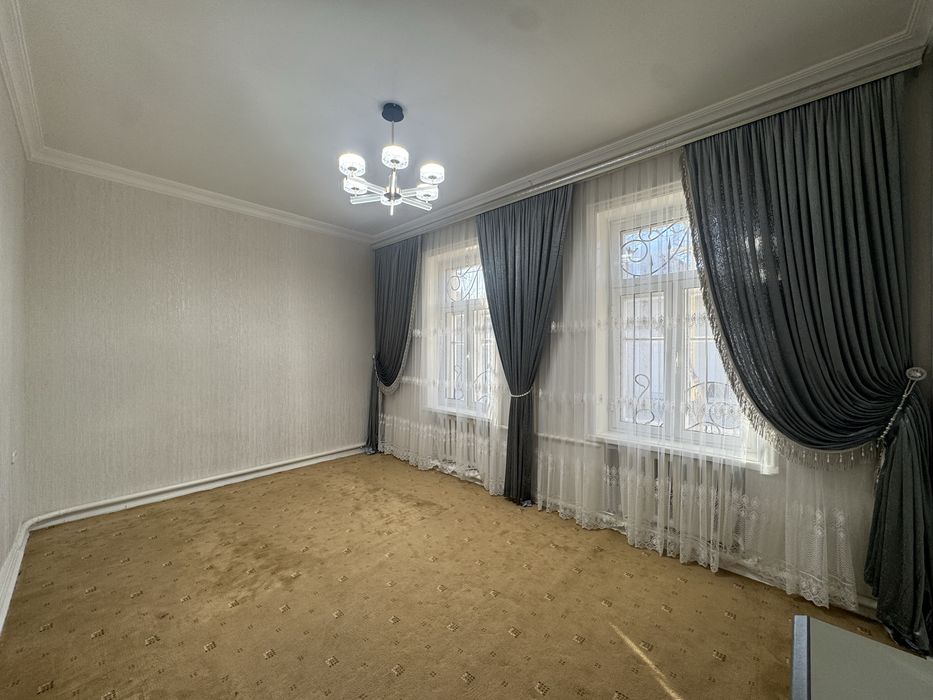 Срочно Шахар Марказида Ховли сотилади! 2.2 соток 119.000$ савдоси бор