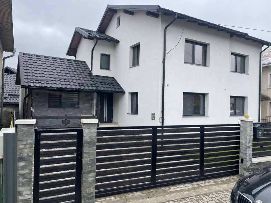 Vand casa de lux ! Gura humorului !