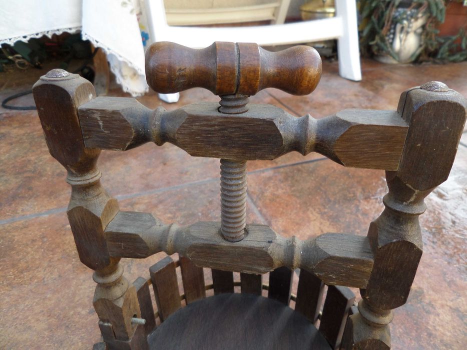 Teasc struguri figurina platou servire macheta lemn frumos deosebit