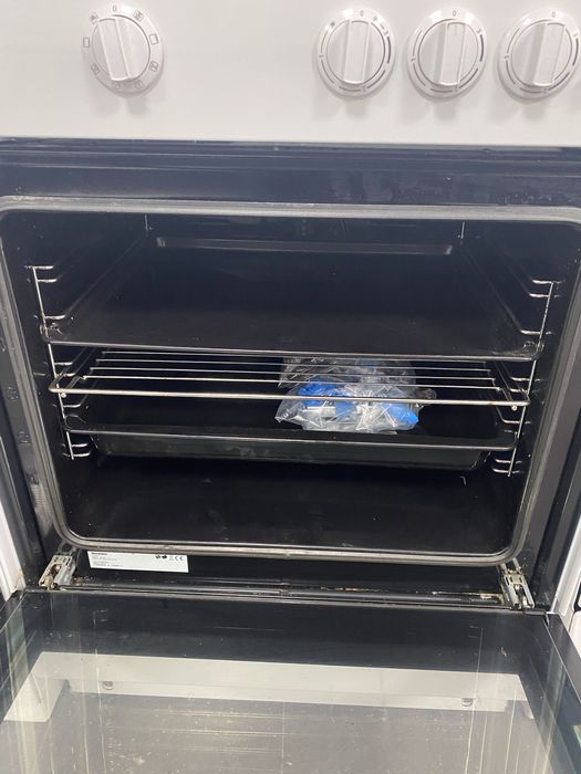 Свободностояща печка Bloomberg 72 литра