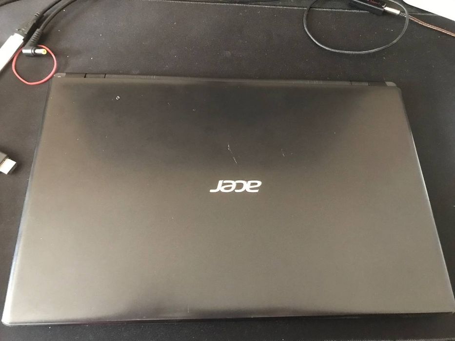 Acer Aspire notbuk sotiladi i5/8GB RAM/256SSD
