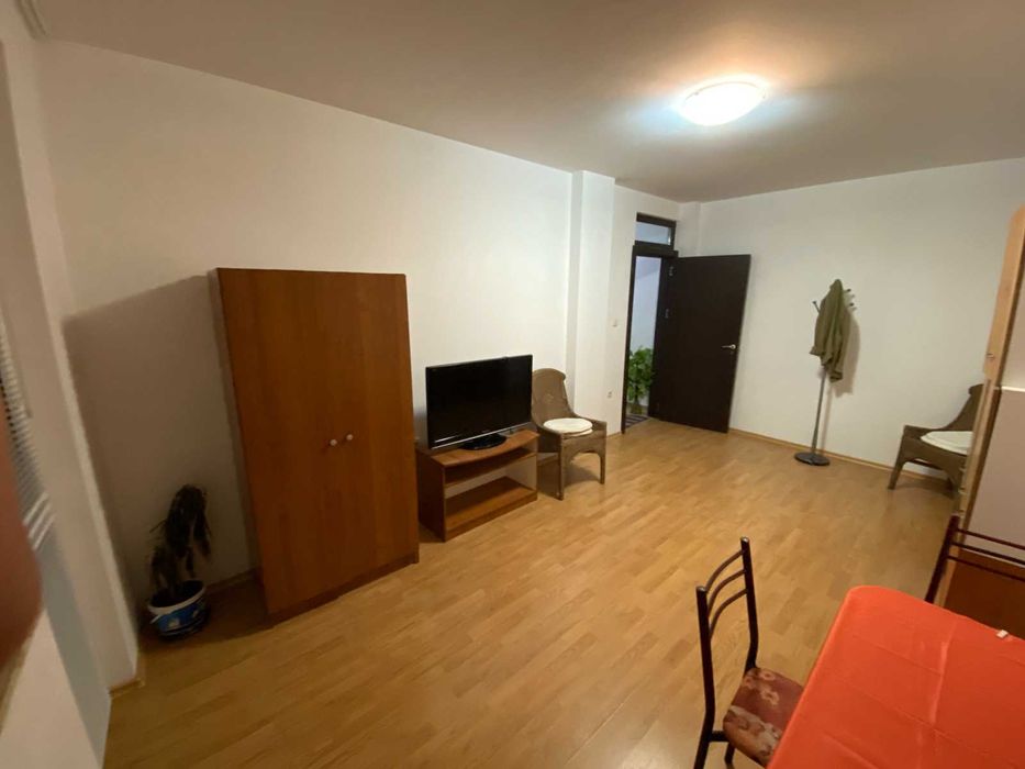 Дава се под наем Тристаен апартамент в Габрово, Център - 100 кв.м за 448.8 € - Снимка #8