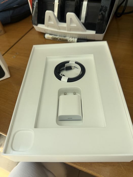 iPad Pro чип M5. 12/256 гб