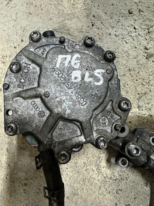 Тамдем вакуум помпа 1.9 д.Пасат и др.модели Ваг