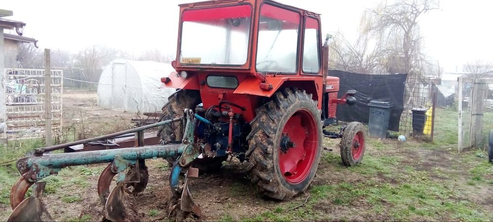 Tractor utb 650  disc