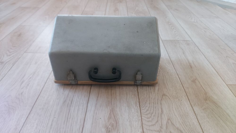 Монтажный столик экран